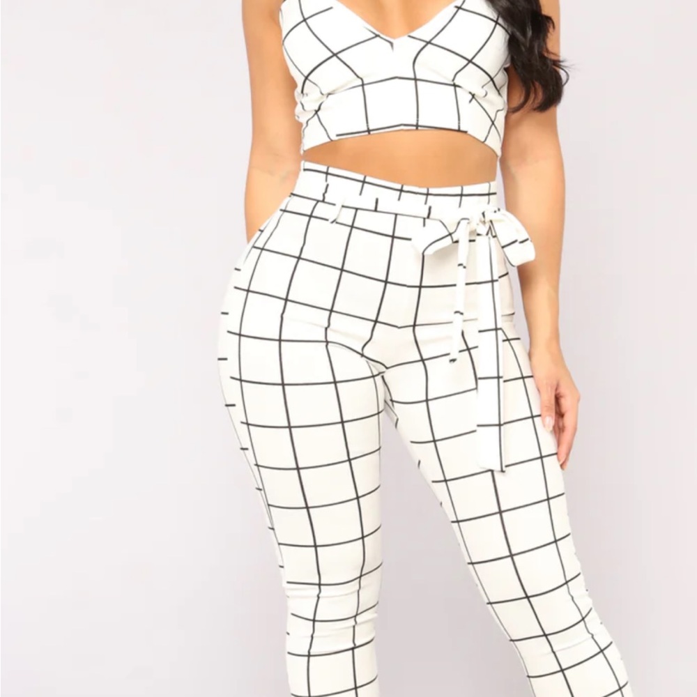 White and black squares set